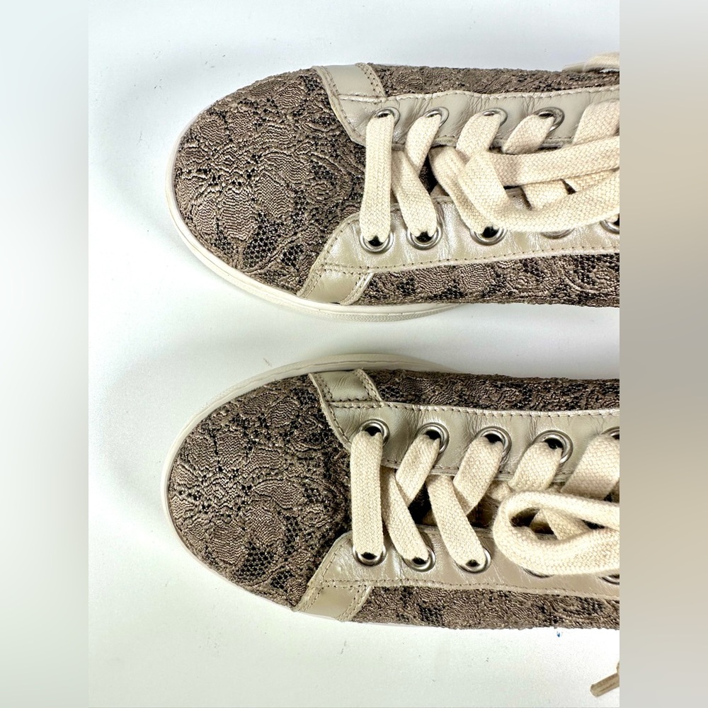 Nero Giardini Women's Lace Sneakers. Made in Italy. Size: US 5